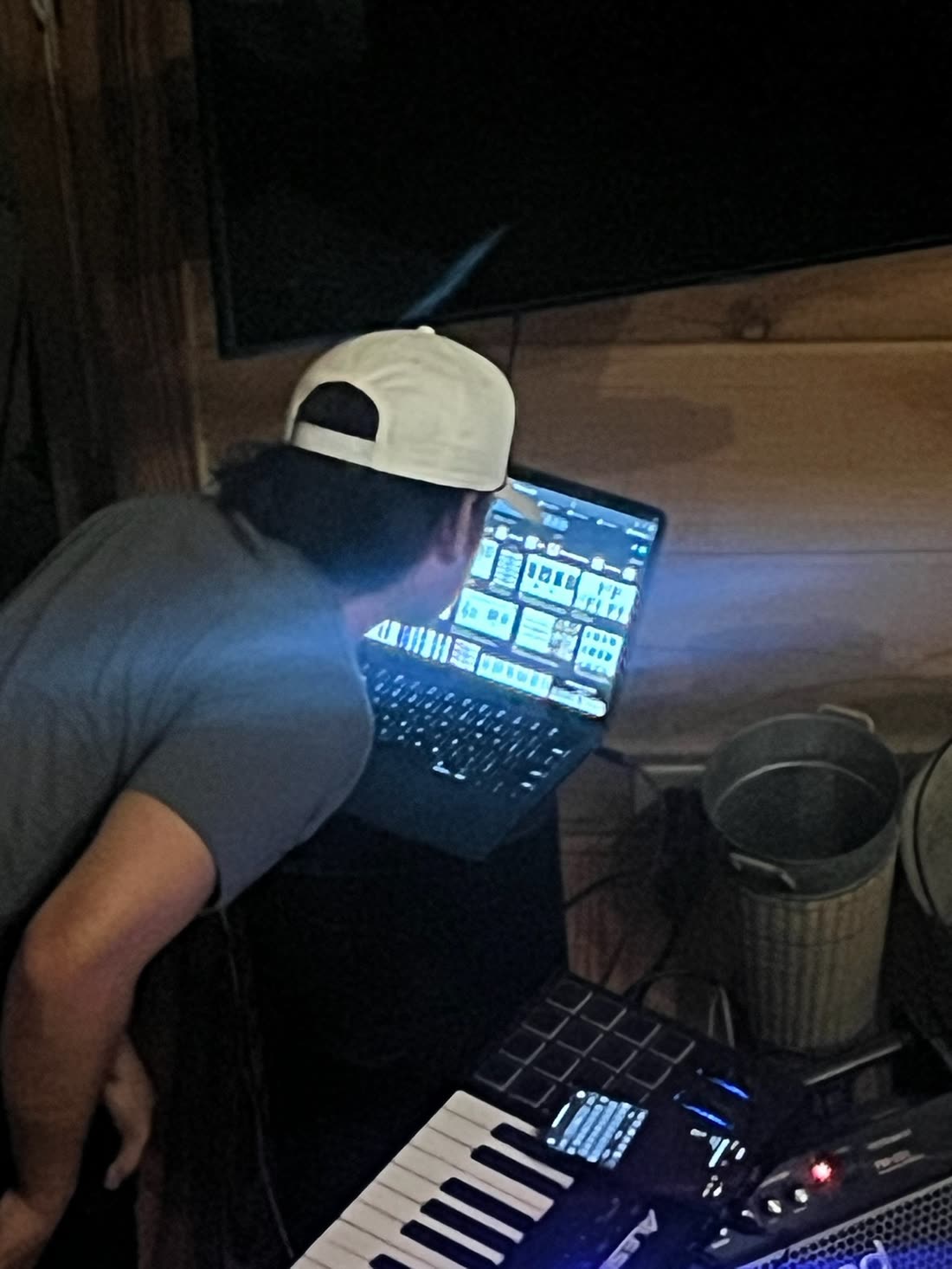 Wheat for Sheep keyboard setup during a rehearsal session